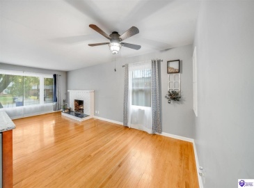 Dell Brooke Ave, Louisville, Kentucky 40220, ,3 BathroomsBathrooms,For Sale,Dell Brooke Ave,HK24004069