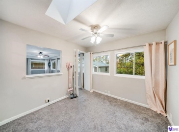 Dell Brooke Ave, Louisville, Kentucky 40220, ,3 BathroomsBathrooms,For Sale,Dell Brooke Ave,HK24004069