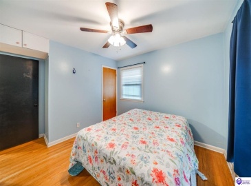 Dell Brooke Ave, Louisville, Kentucky 40220, ,3 BathroomsBathrooms,For Sale,Dell Brooke Ave,HK24004069