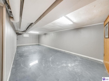 Dell Brooke Ave, Louisville, Kentucky 40220, ,3 BathroomsBathrooms,For Sale,Dell Brooke Ave,HK24004069