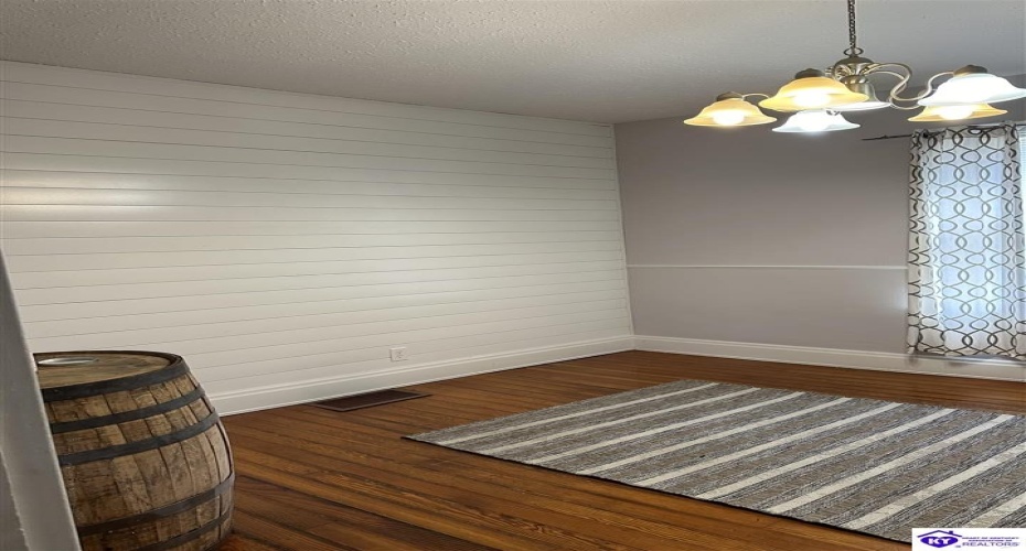 Leitchfield Loop Road, Cecilia, Kentucky 42724, ,3 BathroomsBathrooms,For Sale,Leitchfield Loop Road,HK24004071