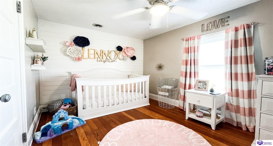 Leitchfield Loop Road, Cecilia, Kentucky 42724, ,3 BathroomsBathrooms,For Sale,Leitchfield Loop Road,HK24004071