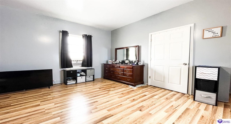 Leitchfield Loop Road, Cecilia, Kentucky 42724, ,3 BathroomsBathrooms,For Sale,Leitchfield Loop Road,HK24004071