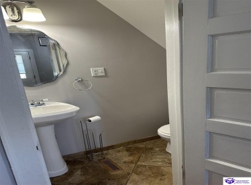 Leitchfield Loop Road, Cecilia, Kentucky 42724, ,3 BathroomsBathrooms,For Sale,Leitchfield Loop Road,HK24004071