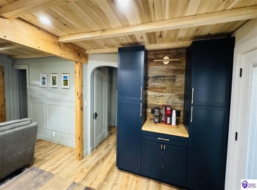 Bowling Green Road, Caneyville, Kentucky 42721, ,2 BathroomsBathrooms,For Sale,Bowling Green Road,HK24004072