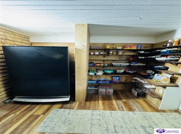 Bowling Green Road, Caneyville, Kentucky 42721, ,2 BathroomsBathrooms,For Sale,Bowling Green Road,HK24004072