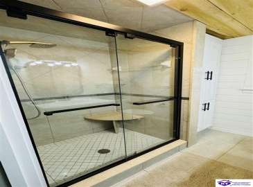 Bowling Green Road, Caneyville, Kentucky 42721, ,2 BathroomsBathrooms,For Sale,Bowling Green Road,HK24004072