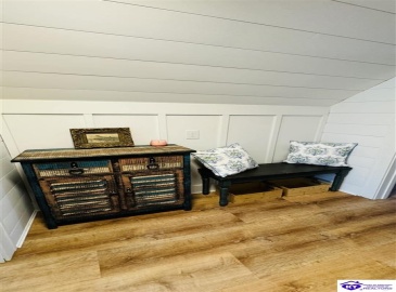 Bowling Green Road, Caneyville, Kentucky 42721, ,2 BathroomsBathrooms,For Sale,Bowling Green Road,HK24004072