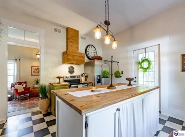 Broadway Street, Sonora, Kentucky 42776, ,2 BathroomsBathrooms,For Sale,Broadway Street,HK24004073