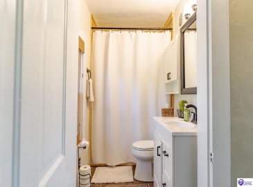 Broadway Street, Sonora, Kentucky 42776, ,2 BathroomsBathrooms,For Sale,Broadway Street,HK24004073