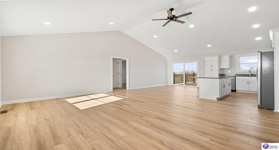 Mcgehee Ct, Ekron, Kentucky 40117, ,2 BathroomsBathrooms,For Sale,Mcgehee Ct,HK24004080