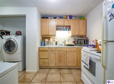 Dixie Highway, Upton, Kentucky 42784, ,1 BathroomBathrooms,For Sale,Dixie Highway,HK24004082