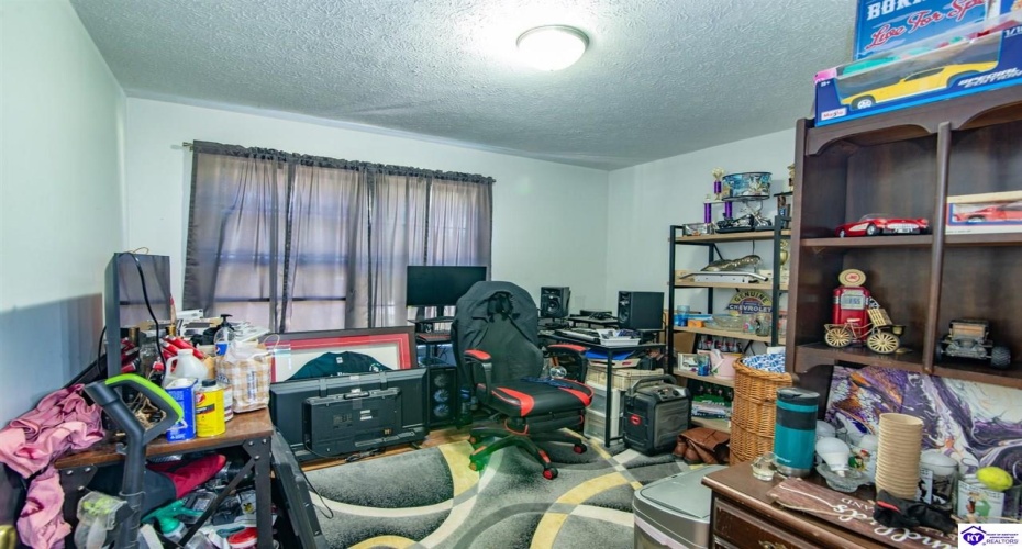 Dixie Highway, Upton, Kentucky 42784, ,1 BathroomBathrooms,For Sale,Dixie Highway,HK24004082