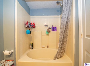 Dixie Highway, Upton, Kentucky 42784, ,1 BathroomBathrooms,For Sale,Dixie Highway,HK24004082