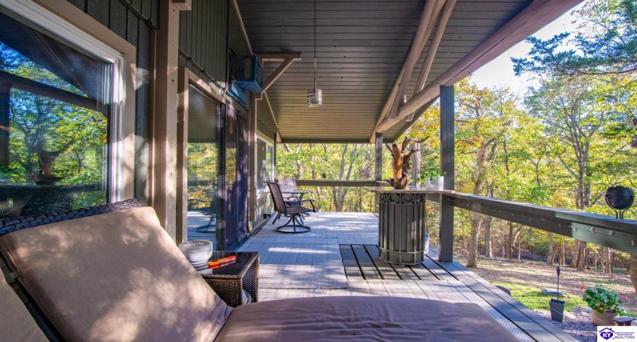 Sunny View Road, Brandenburg, Kentucky 40108, ,2 BathroomsBathrooms,For Sale,Sunny View Road,HK24004083