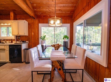 Sunny View Road, Brandenburg, Kentucky 40108, ,2 BathroomsBathrooms,For Sale,Sunny View Road,HK24004083