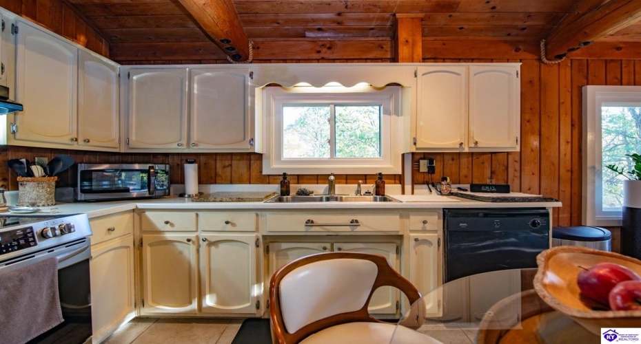 Sunny View Road, Brandenburg, Kentucky 40108, ,2 BathroomsBathrooms,For Sale,Sunny View Road,HK24004083