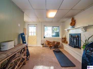 Sunny View Road, Brandenburg, Kentucky 40108, ,2 BathroomsBathrooms,For Sale,Sunny View Road,HK24004083