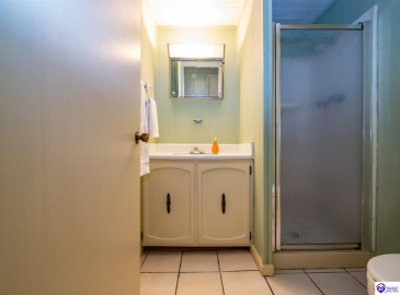 Sunny View Road, Brandenburg, Kentucky 40108, ,2 BathroomsBathrooms,For Sale,Sunny View Road,HK24004083