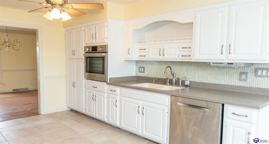 Owsley Road, Rineyville, Kentucky 40162, ,4 BathroomsBathrooms,For Sale,Owsley Road,HK24004087