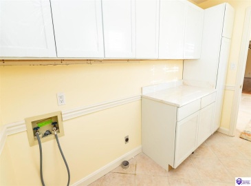 Owsley Road, Rineyville, Kentucky 40162, ,4 BathroomsBathrooms,For Sale,Owsley Road,HK24004087