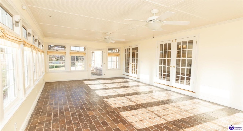 Owsley Road, Rineyville, Kentucky 40162, ,4 BathroomsBathrooms,For Sale,Owsley Road,HK24004087