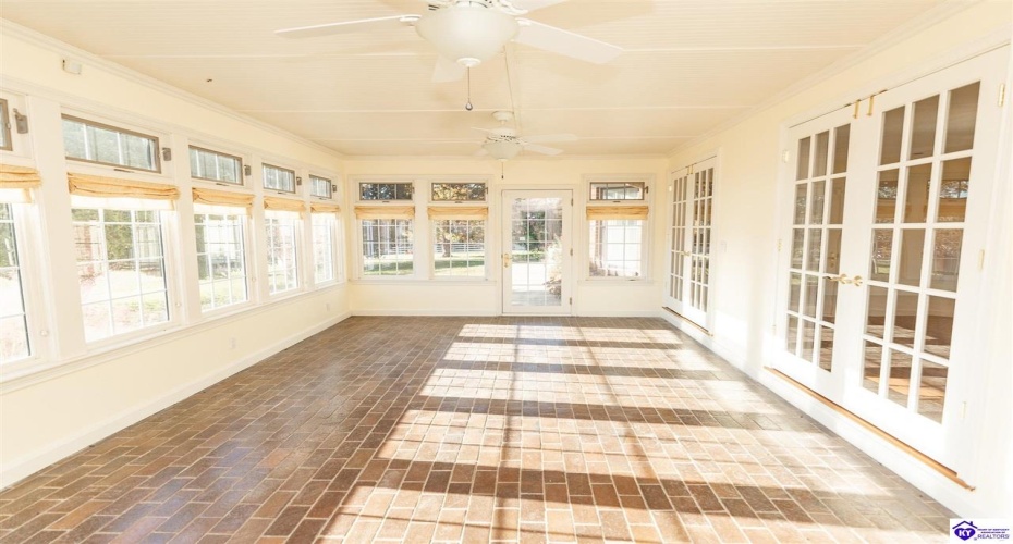 Owsley Road, Rineyville, Kentucky 40162, ,4 BathroomsBathrooms,For Sale,Owsley Road,HK24004087