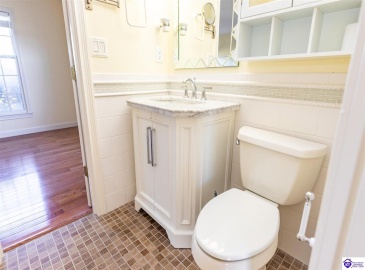 Owsley Road, Rineyville, Kentucky 40162, ,4 BathroomsBathrooms,For Sale,Owsley Road,HK24004087