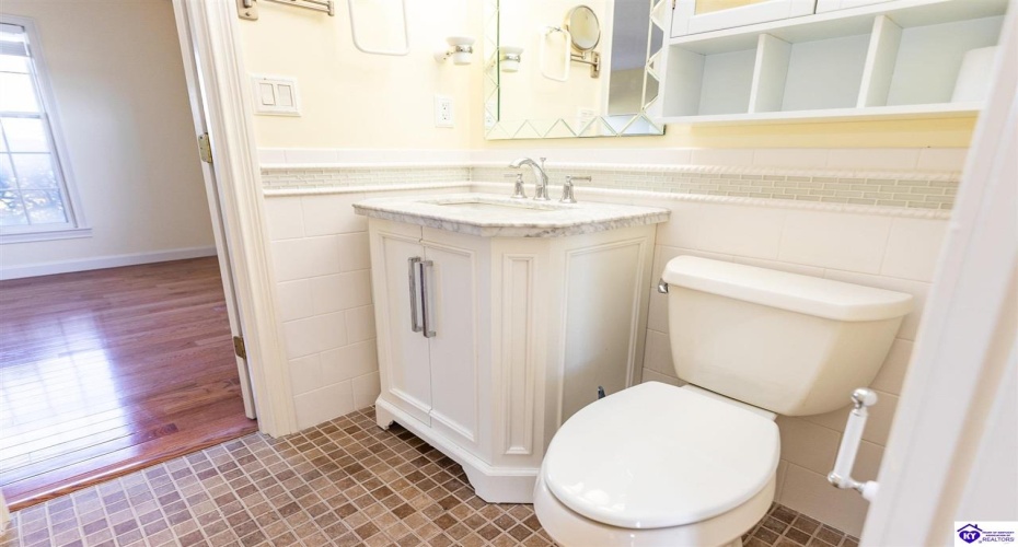 Owsley Road, Rineyville, Kentucky 40162, ,4 BathroomsBathrooms,For Sale,Owsley Road,HK24004087