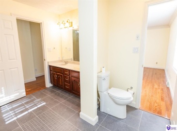 Owsley Road, Rineyville, Kentucky 40162, ,4 BathroomsBathrooms,For Sale,Owsley Road,HK24004087