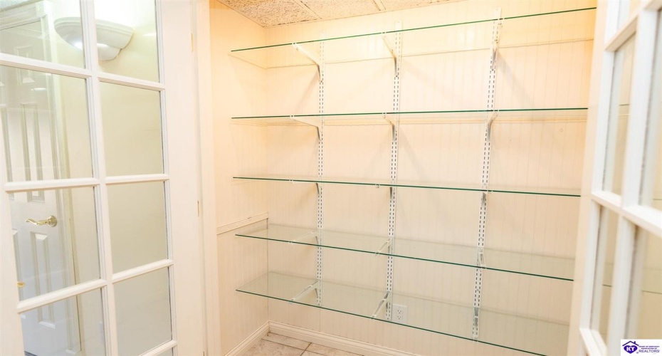 Owsley Road, Rineyville, Kentucky 40162, ,4 BathroomsBathrooms,For Sale,Owsley Road,HK24004087