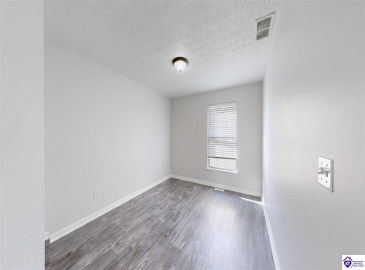 Grandel Meadow Ct, Louisville, Kentucky 40258, ,3 BathroomsBathrooms,For Sale,Grandel Meadow Ct,HK24004094