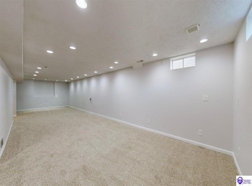 Grandel Meadow Ct, Louisville, Kentucky 40258, ,3 BathroomsBathrooms,For Sale,Grandel Meadow Ct,HK24004094