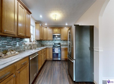 Grandel Meadow Ct, Louisville, Kentucky 40258, ,3 BathroomsBathrooms,For Sale,Grandel Meadow Ct,HK24004094