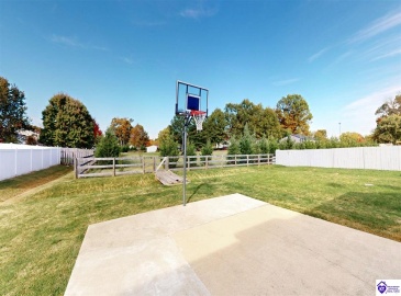 Grandel Meadow Ct, Louisville, Kentucky 40258, ,3 BathroomsBathrooms,For Sale,Grandel Meadow Ct,HK24004094