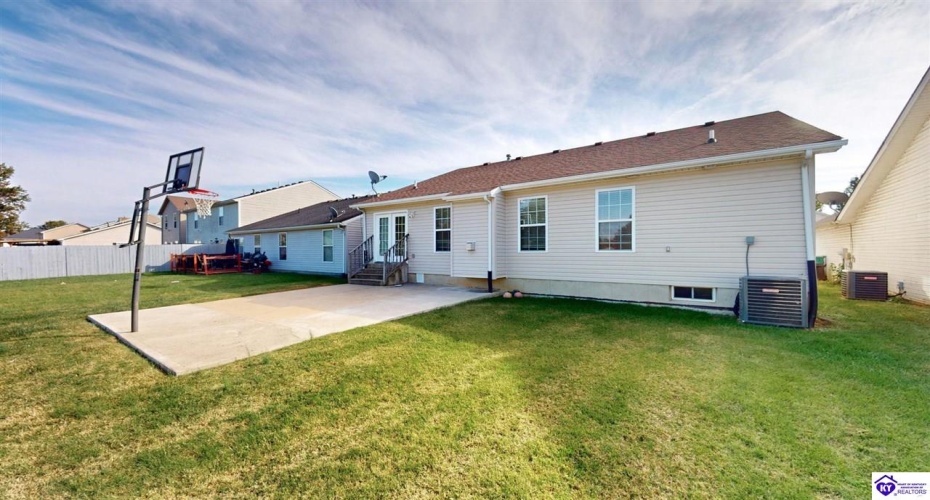 Grandel Meadow Ct, Louisville, Kentucky 40258, ,3 BathroomsBathrooms,For Sale,Grandel Meadow Ct,HK24004094