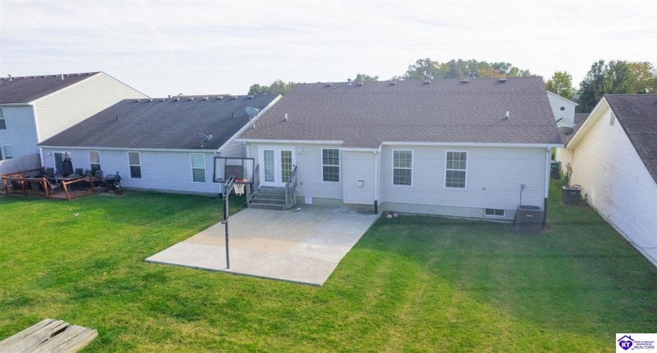 Grandel Meadow Ct, Louisville, Kentucky 40258, ,3 BathroomsBathrooms,For Sale,Grandel Meadow Ct,HK24004094