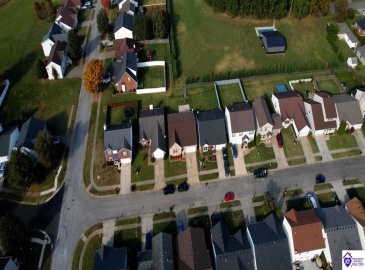 Grandel Meadow Ct, Louisville, Kentucky 40258, ,3 BathroomsBathrooms,For Sale,Grandel Meadow Ct,HK24004094