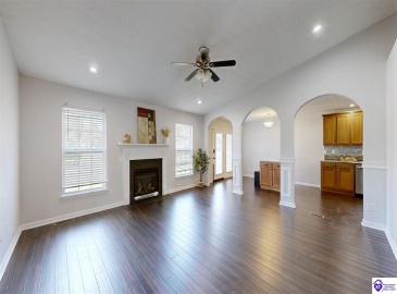 Grandel Meadow Ct, Louisville, Kentucky 40258, ,3 BathroomsBathrooms,For Sale,Grandel Meadow Ct,HK24004094