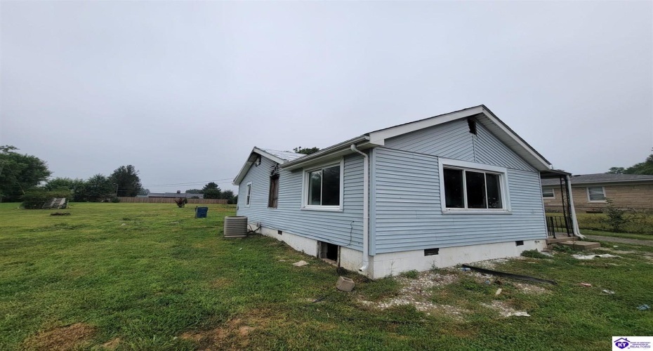 Vine Street, Radcliff, Kentucky 40160, ,1 BathroomBathrooms,For Sale,Vine Street,HK24004096