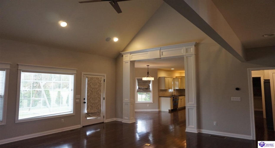 Deerfield Hills Road, Elizabethtown, Kentucky 42701, ,4 BathroomsBathrooms,For Sale,Deerfield Hills Road,HK24004098