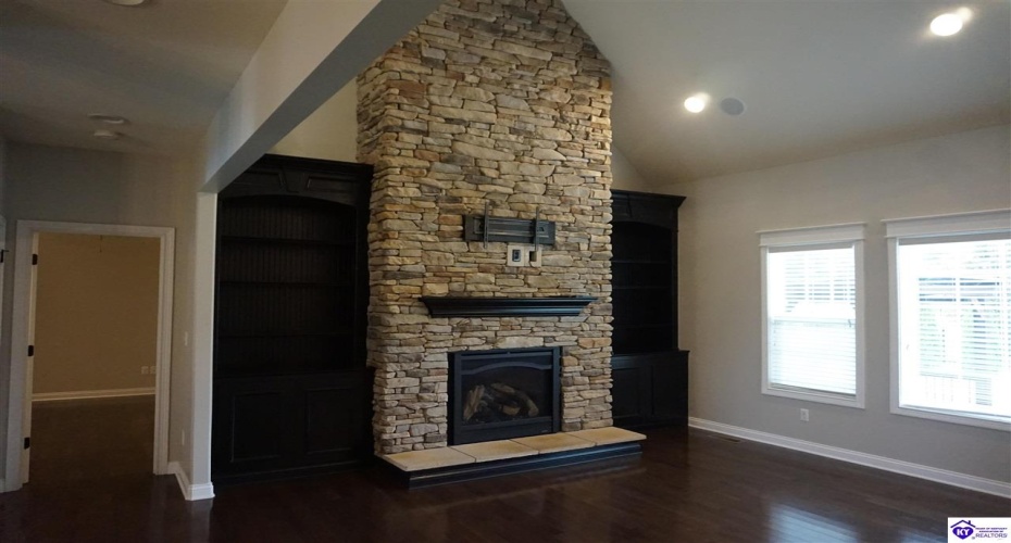 Deerfield Hills Road, Elizabethtown, Kentucky 42701, ,4 BathroomsBathrooms,For Sale,Deerfield Hills Road,HK24004098