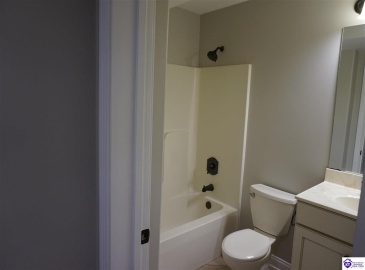 Deerfield Hills Road, Elizabethtown, Kentucky 42701, ,4 BathroomsBathrooms,For Sale,Deerfield Hills Road,HK24004098