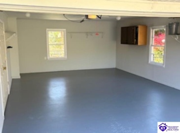 Commanche Drive, Elizabethtown, Kentucky 42701, ,2 BathroomsBathrooms,For Sale,Commanche Drive,HK24004105