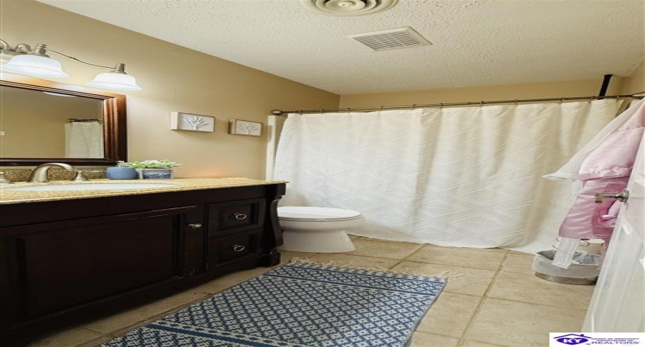 Ky Rea Road, Greensburg, Kentucky 42743, ,2 BathroomsBathrooms,For Sale,Ky Rea Road,HK24004100