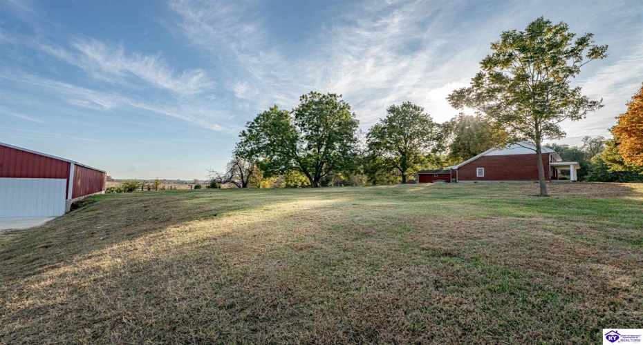 Country Lane, Magnolia, Kentucky 42757, ,2 BathroomsBathrooms,For Sale,Country Lane,HK24004101