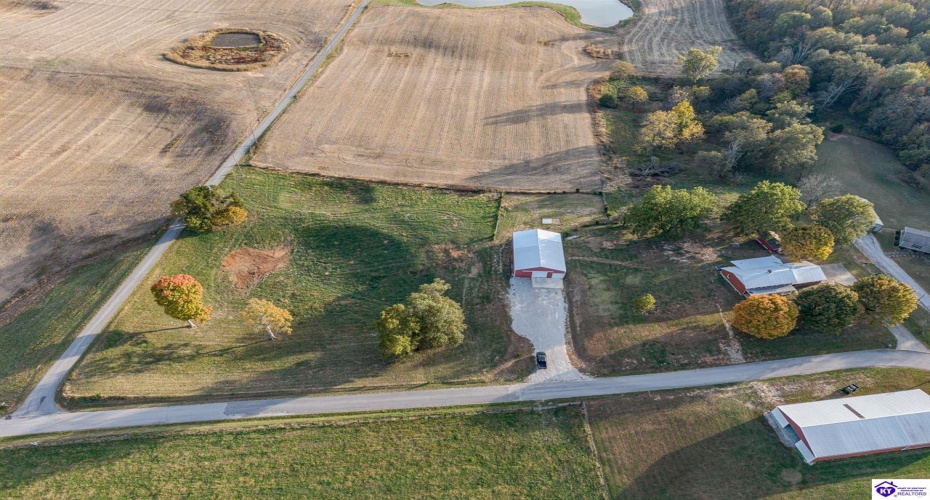 Country Lane, Magnolia, Kentucky 42757, ,2 BathroomsBathrooms,For Sale,Country Lane,HK24004101