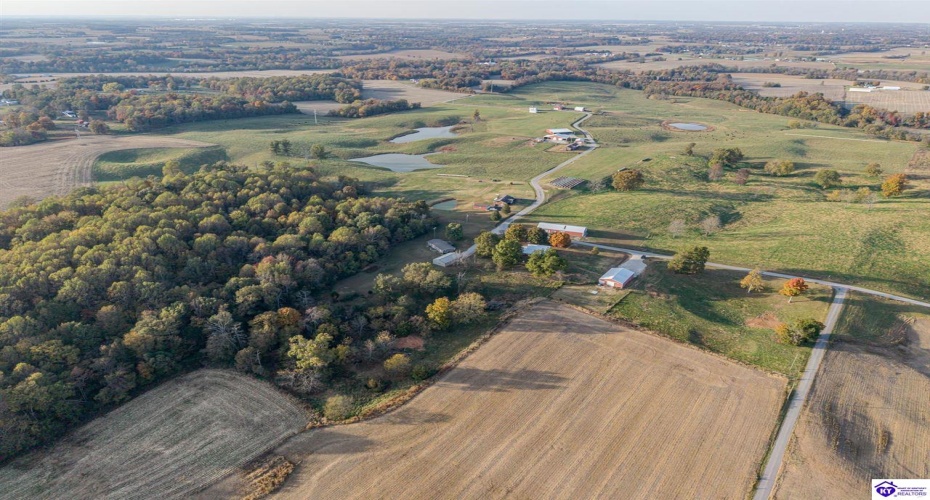 Country Lane, Magnolia, Kentucky 42757, ,2 BathroomsBathrooms,For Sale,Country Lane,HK24004101