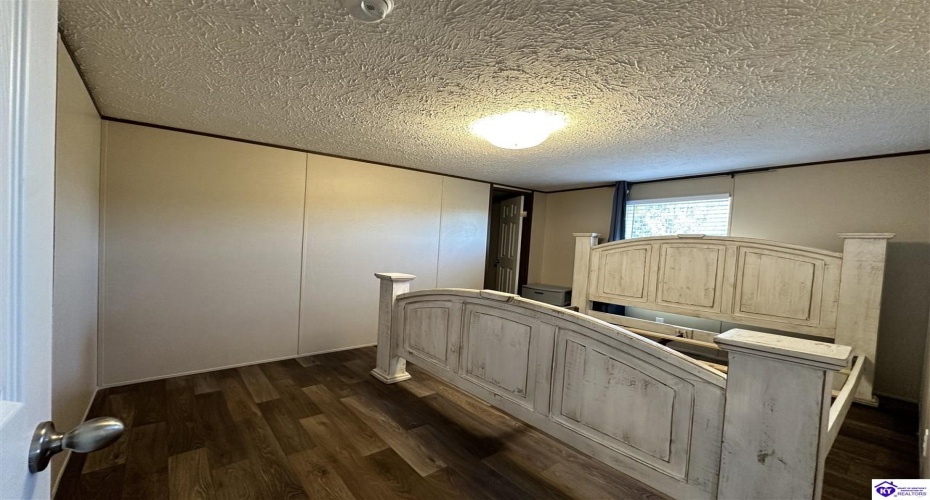 Buck Watson Road, Columbia, Kentucky 42728, ,2 BathroomsBathrooms,For Sale,Buck Watson Road,HK24004108