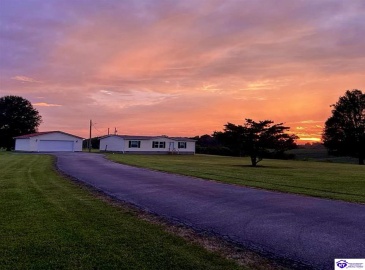 Buck Watson Road, Columbia, Kentucky 42728, ,2 BathroomsBathrooms,For Sale,Buck Watson Road,HK24004108 Buck Watson Road, Columbia, Kentucky 42728, ,2 BathroomsBathrooms,For Sale,Buck Watson Road,HK24004108